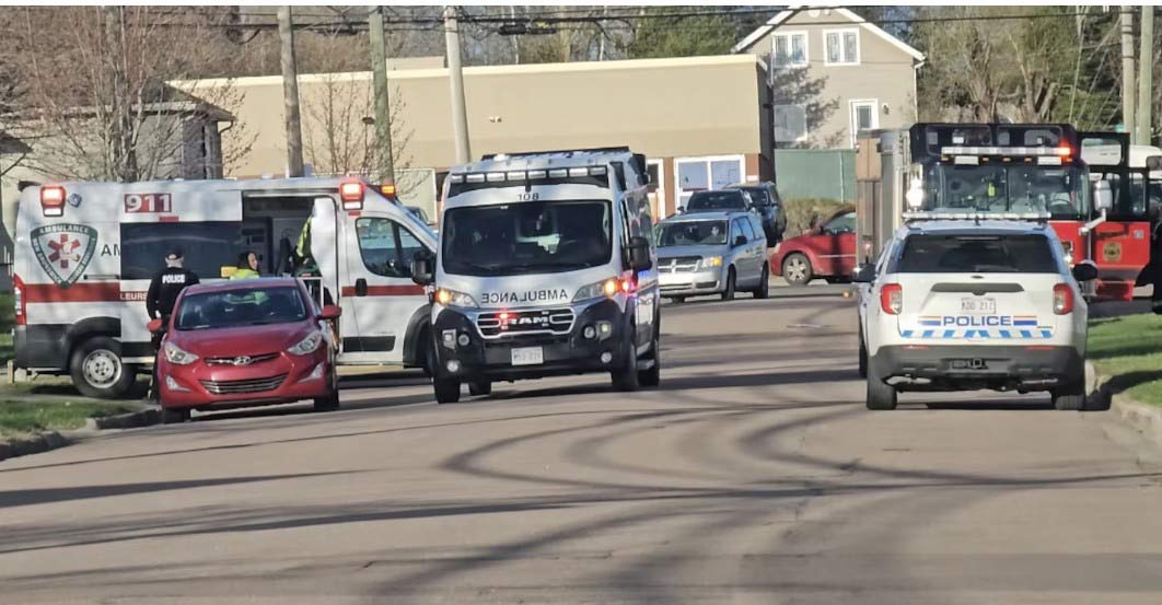 警方调查Moncton枪击事件