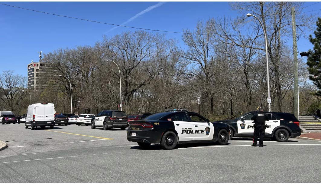 圣约翰（Saint John）警方发布紧急警报寻找持枪嫌犯
